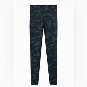 SPANX Camo Leggings - Black and Gray